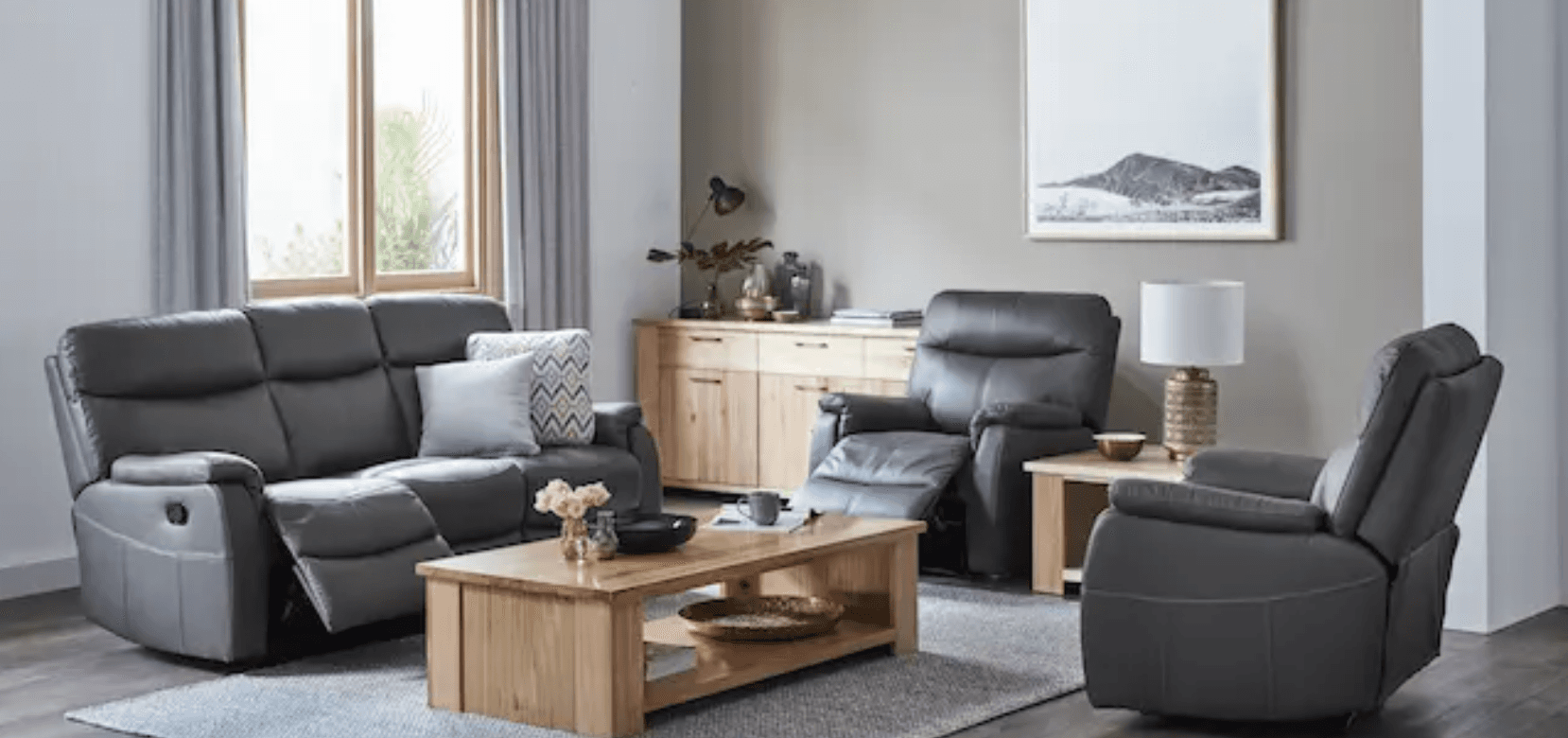 Homemakers Furniture — Clean, bright retail website with warm whites and lifestyle furniture photography.